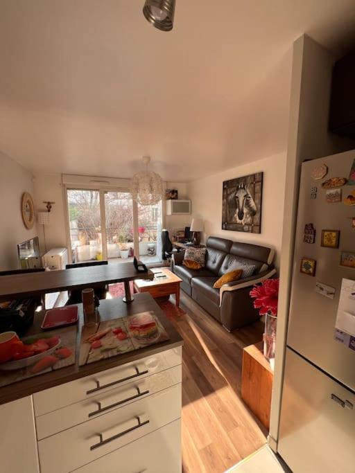 Appart 2 Chambres 17 Min De Paris Рони-су-Боа Екстериор снимка